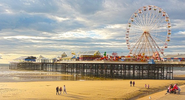 blackpool-pier